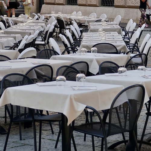 nappe sur mesure, damassé, blanc, cérémonie